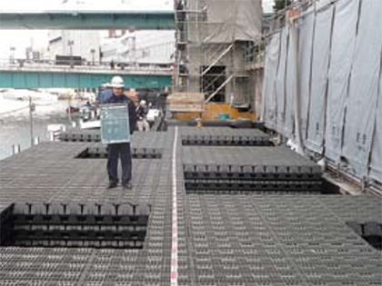 雨水貯留浸透槽「アクアロード」