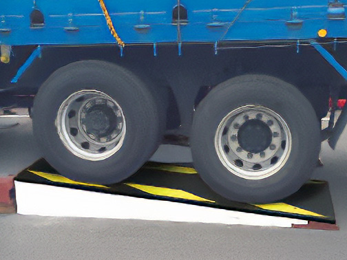 【段差解消材】EPSスロープ|積水化成品工業株式会社