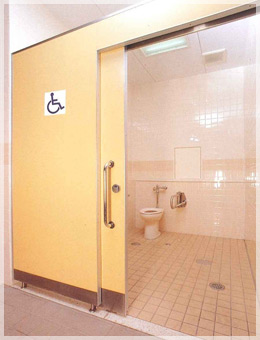 身障者トイレブース