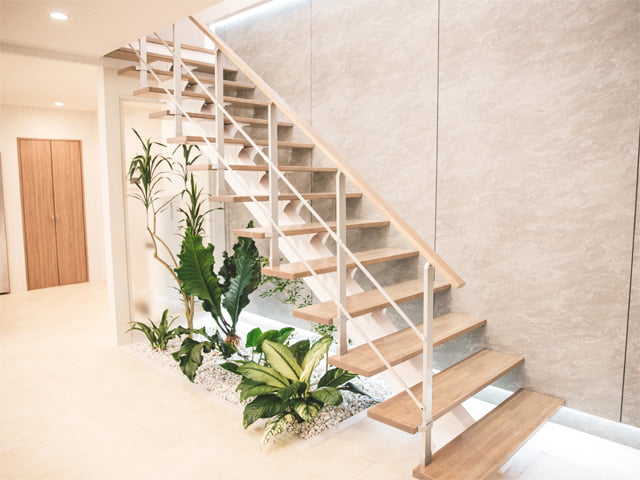 一本桁デザイン階段 ONE BEAM[ワンビーム]