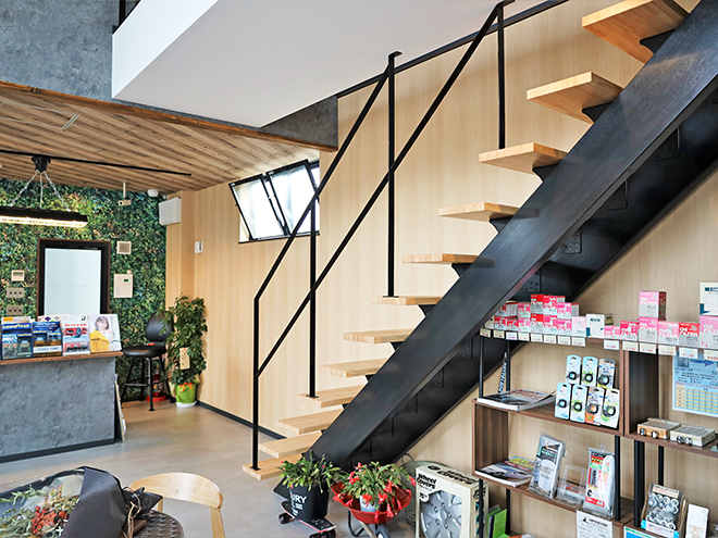 二本桁デザイン階段 TWO BEAM[ツービーム]