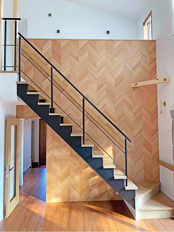 ひな壇階段 [ヒナダンデザイン]