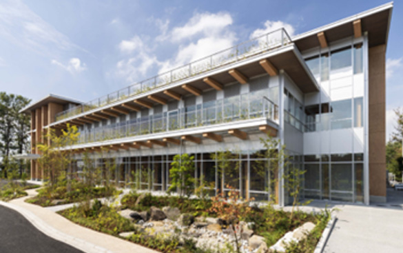 シリコン系強撥水形塗料「S-100」/住友林業株式会社