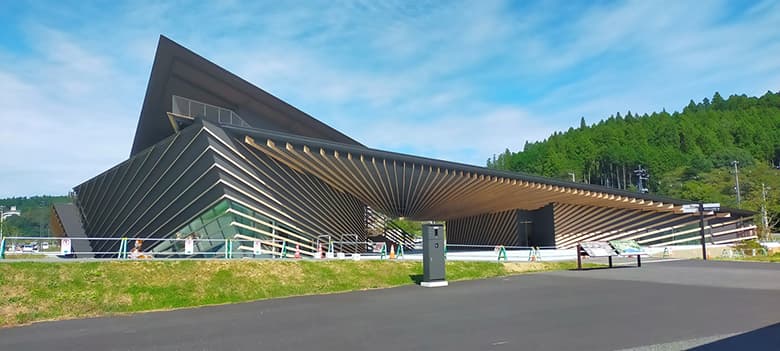 シリコン系強撥水形塗料「S-100」