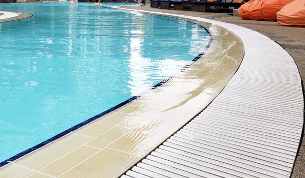 プール用樹脂グレーチング ノンスリップタイプ