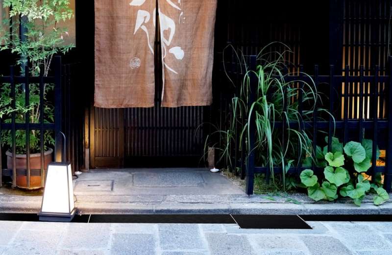 屋内外兼用ノンスリップ樹脂グレーチング フォルテ