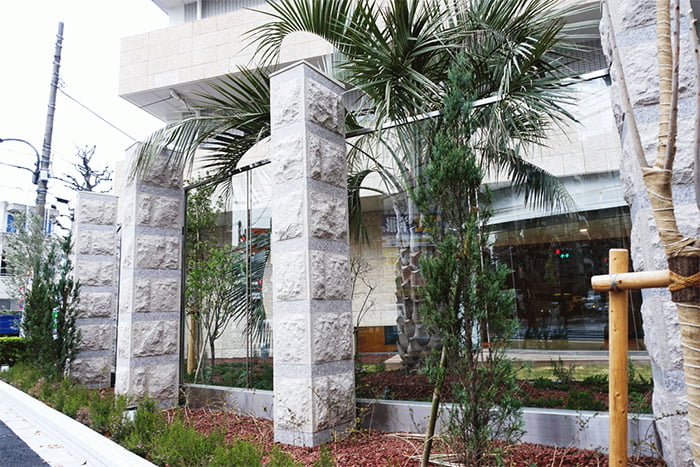 シート建材マハール 【こぶ出し石調】