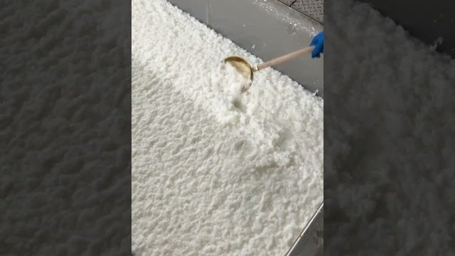 製造工程②(原料溶解)/白川製紙株式会社