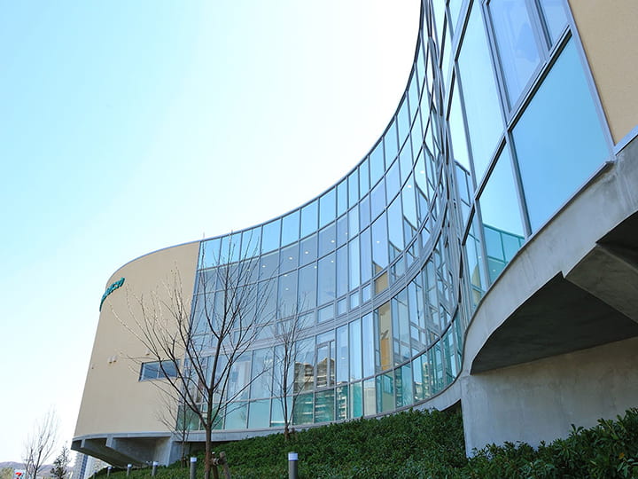 セミフラットファサード Assort