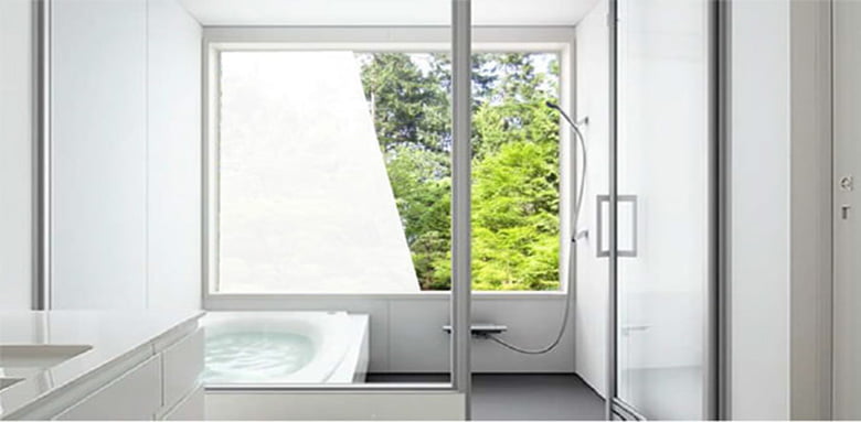 浴室用後貼り調光フィルム/大豊Techno Japan Lab