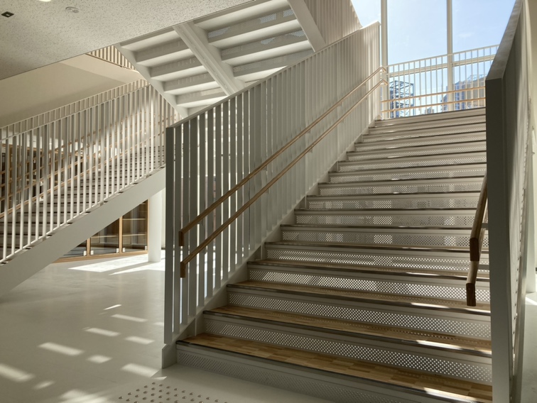 階段/ステアックス株式会社