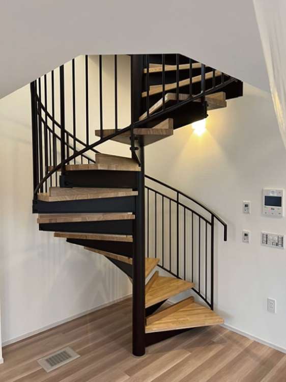 特殊階段【らせん階段】/ステアックス株式会社