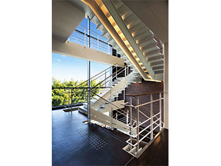 ガラス階段 階段材 建築材料 建材ナビ 建築材料 建築資材専門の検索サイト