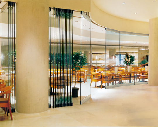 大型ガラス間仕切り引戸ヴァリオテック 150 Gv スガツネ工業株式会社 建築 設備 建材メーカー一覧 建材ナビ 建築材料 建築資材専門の検索サイト