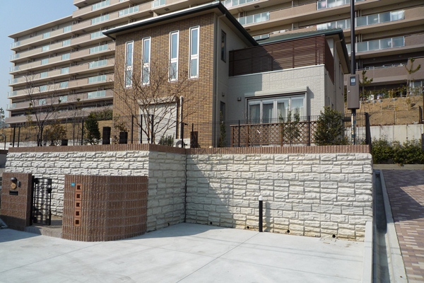 特殊樹脂化粧型枠モールドスター