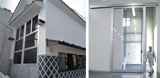 左:アルミ框ドア 右:アルミ框スライドドア