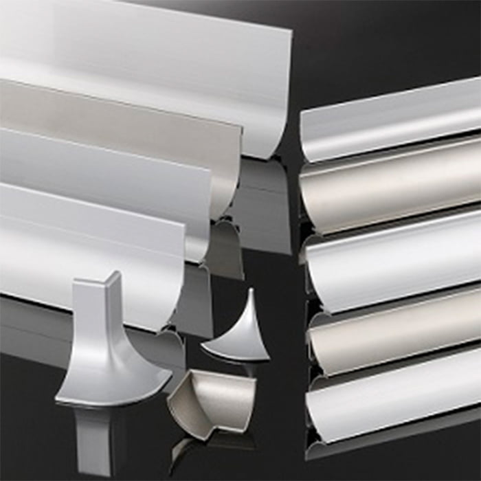 R巾木・台車ガード