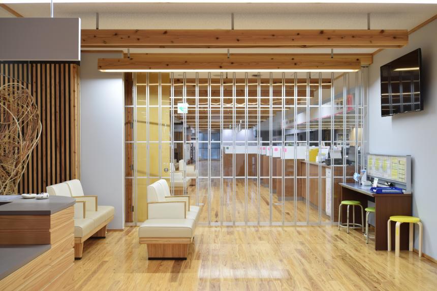 アルミ折れ戸・イスターカーテン