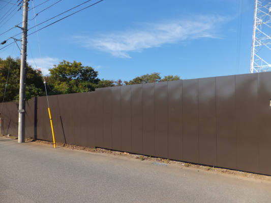 景観色仮囲い鋼板 「STダークブラウン」