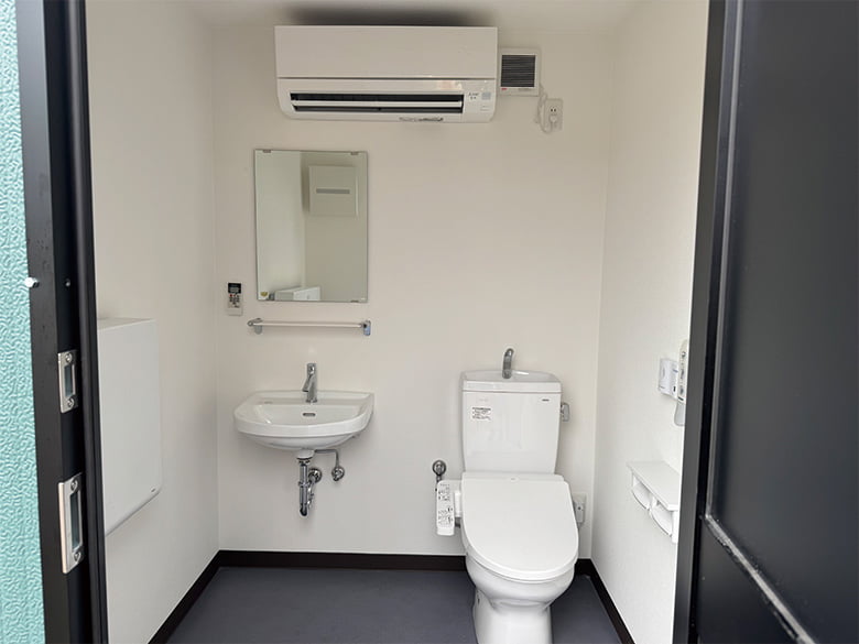 36型トイレトレーラー/写光レンタル販売株式会社