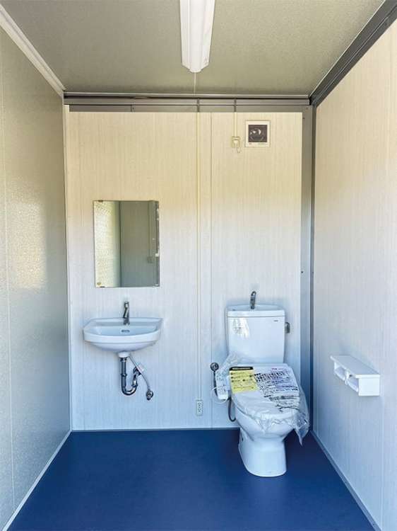 36型トイレトレーラー【屋外トイレハウス】/写光レンタル販売株式会社