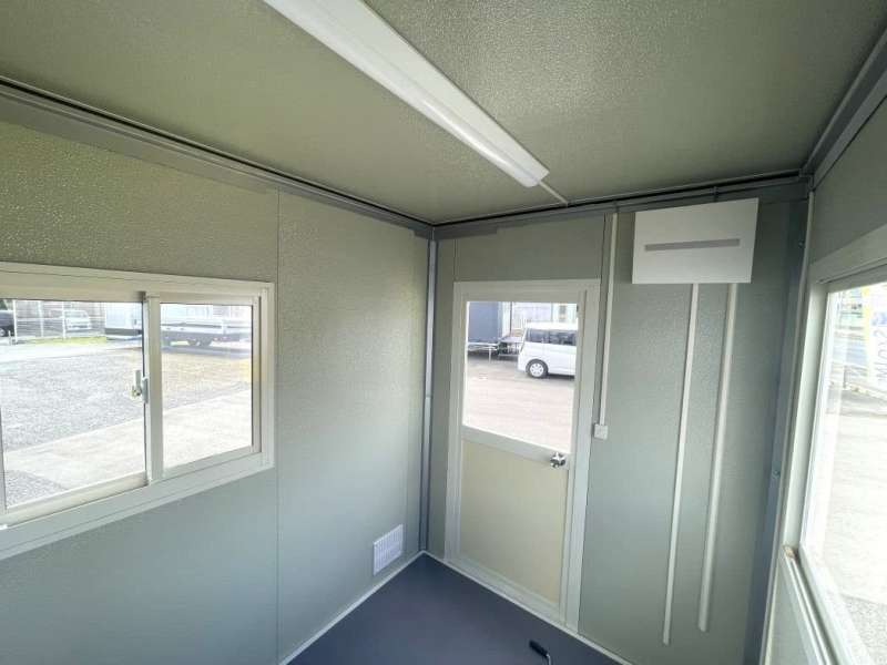 P0型トレーラーハウス「すらるみー」 / 写光レンタル販売株式会社