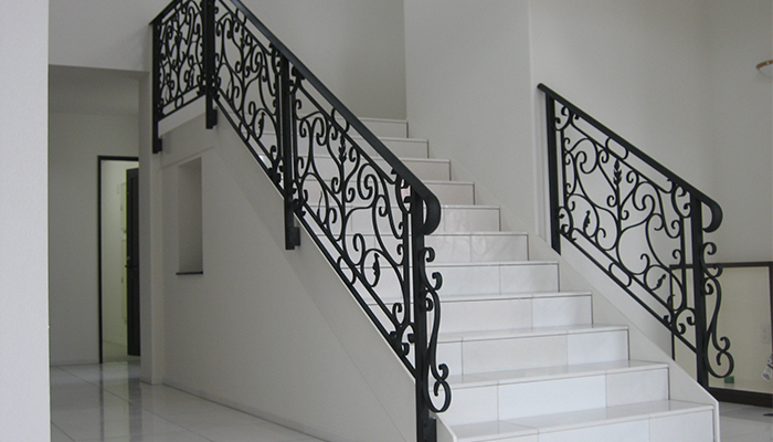 ロートアイアン・アルミ【階段・手摺り】
