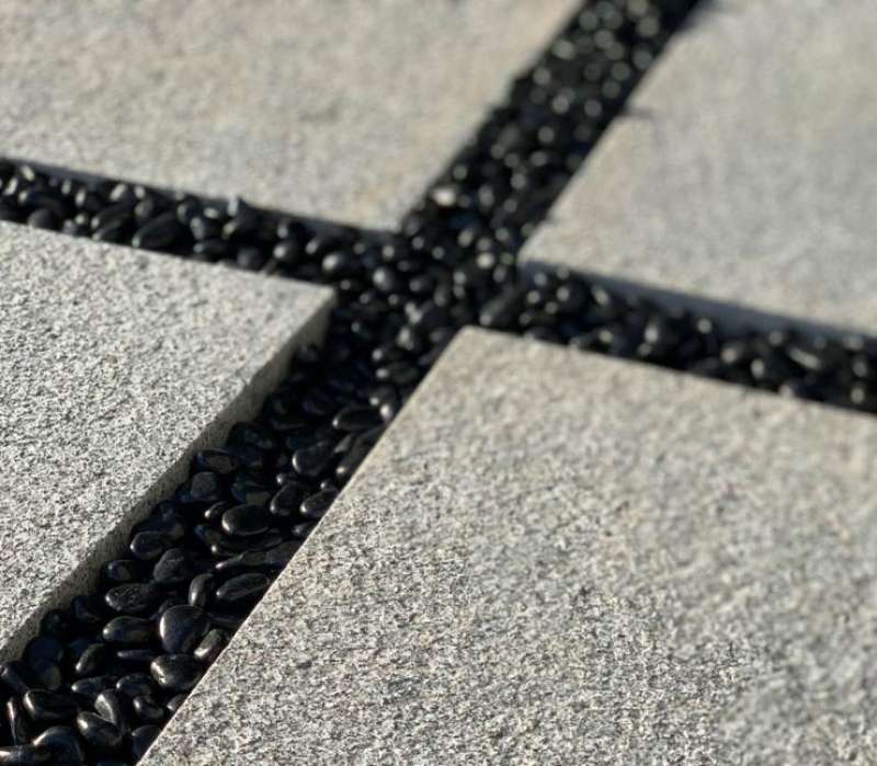 黒光石 / 株式会社大光産業