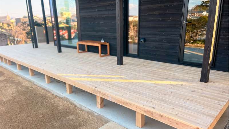 高耐久北欧産天然「KIVIPUU / キビプー」ウッドデッキ / 大陸貿易株式会社