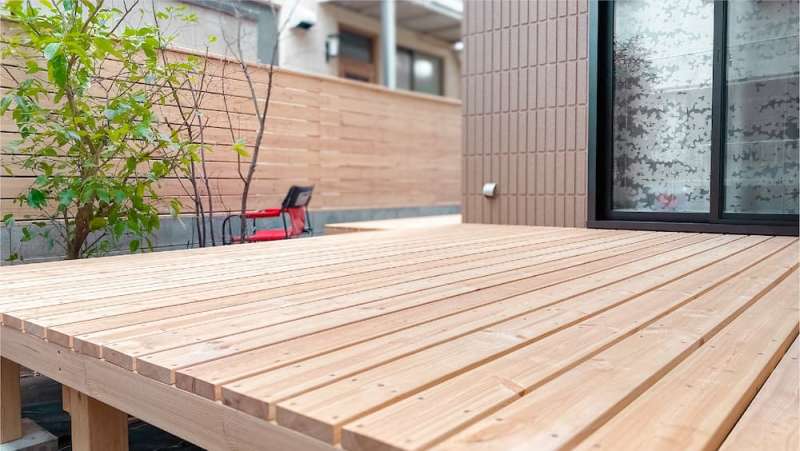 高耐久北欧産天然「KIVIPUU / キビプー」ウッドデッキ / 大陸貿易株式会社