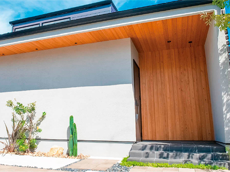 外壁「RUS OUTER」