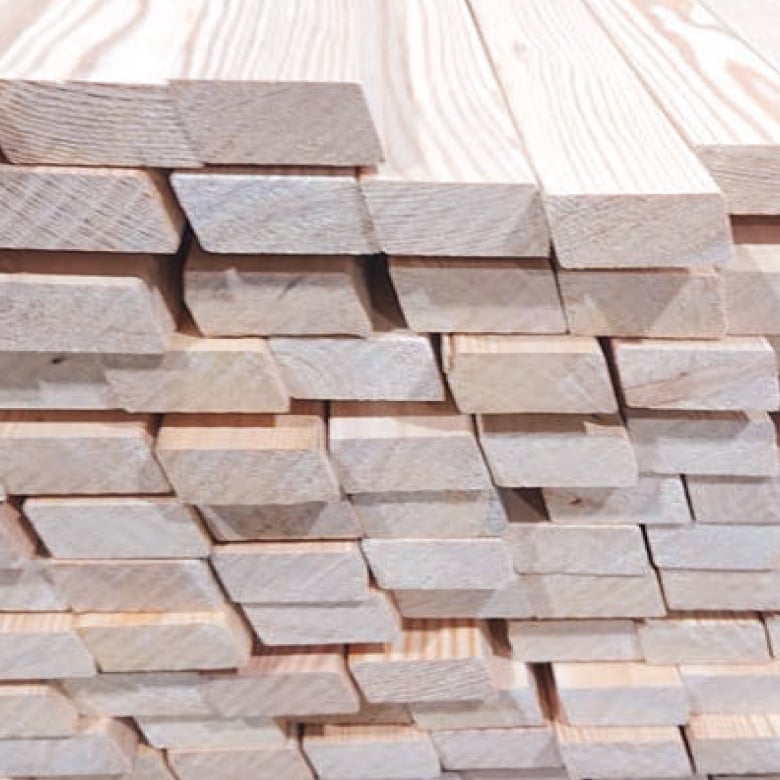 カラマツ外壁「ファサードラタン」