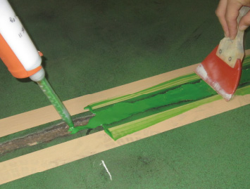 瞬間 ひび埋め職人