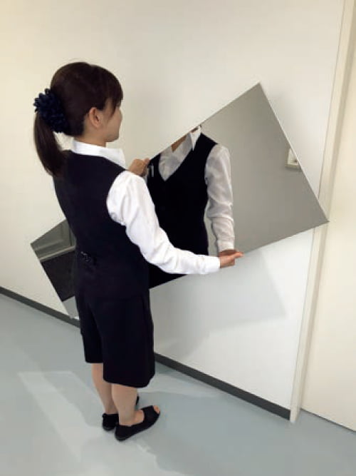 割れないクリーンミラー