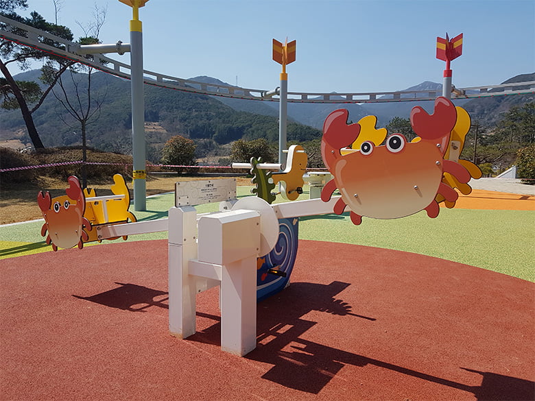 自家発電シーソー/太陽スポーツ施設株式会社 [太陽スポーツ施設株式会社]