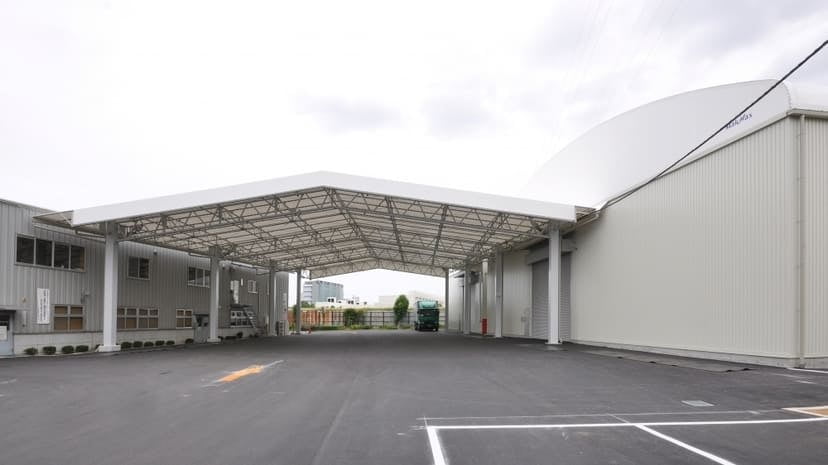 複合 膜構造建築