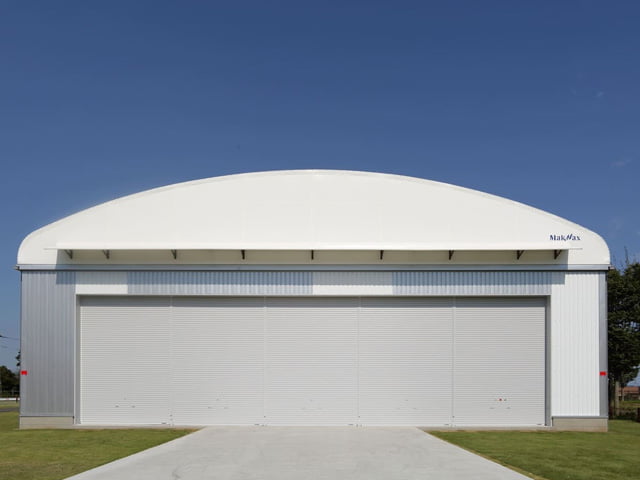 複合 膜構造建築