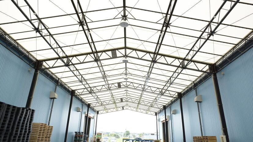 開放型 膜構造建築