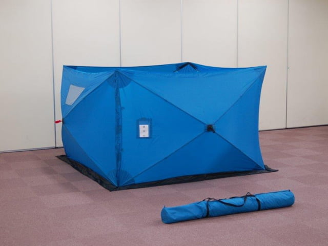 災害時の避難所用クイック間仕切り「クイックパーテーション」