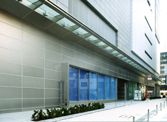 【過酷な環境下でも美しい】カーテンウォール