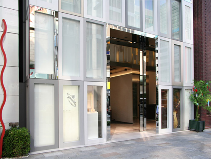 カーテンウォール