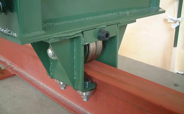 伸縮式テント倉庫/高島株式会社