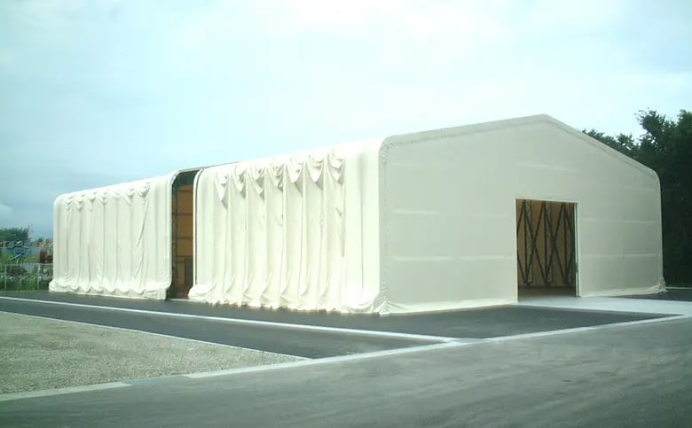 伸縮式テント倉庫/高島株式会社