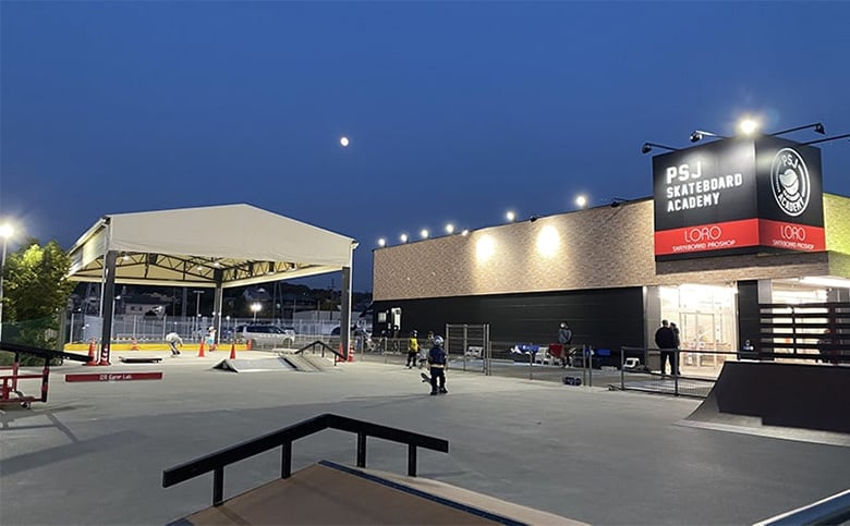 スケートボードパーク上屋テント他