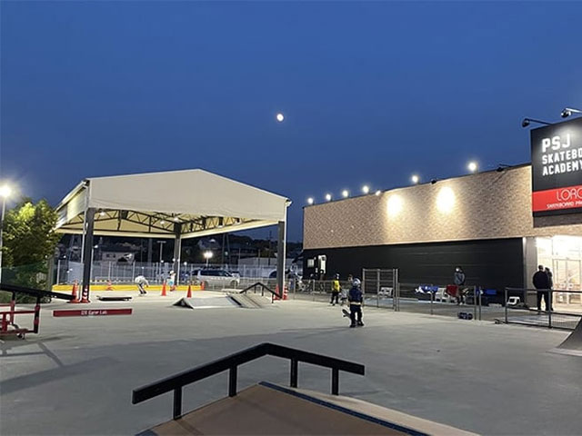 スケートボードパーク上屋テント他