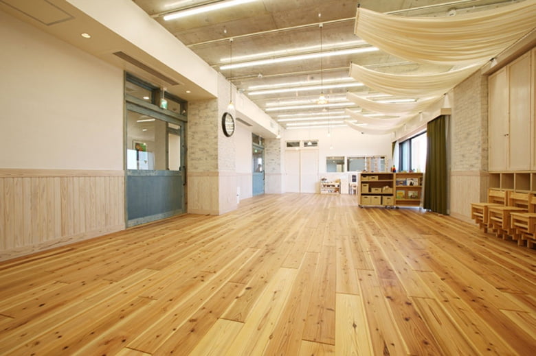 内装仕上材【白洲漆喰(しらすしっくい)】/高千穂シラス株式会社