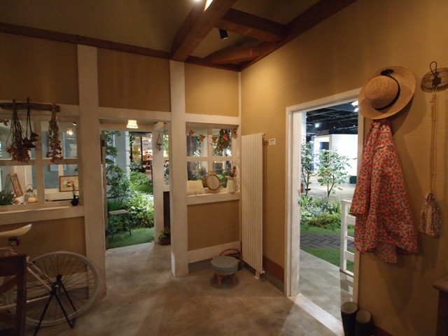 内装仕上げ材 【薩摩中霧島壁】