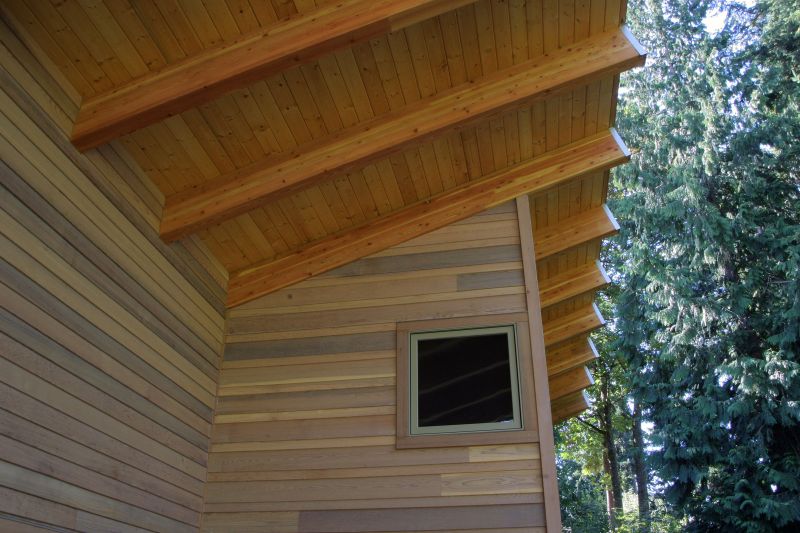 レッドシダー ベベルサイディング