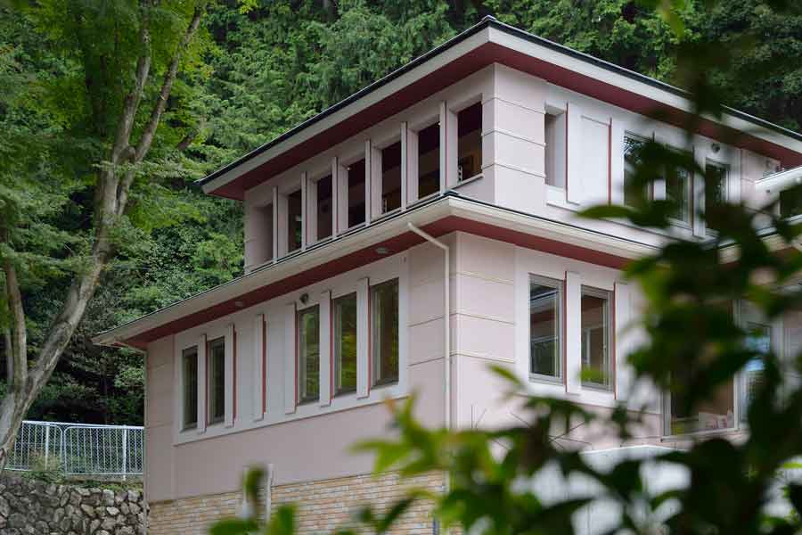 外壁左官仕上げ材 【ウッドブリースフィニッシュコート】