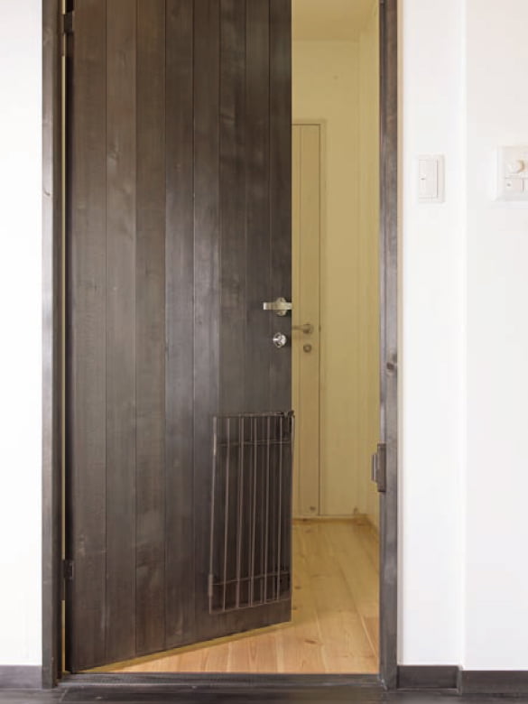 ドア用犬フェンス Welcome Dog Fence「PG6055-B/PG6055-W」